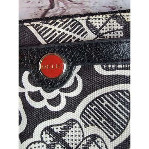 Relic Wristlet Wallet Black White Floral - Picture 3 of 10